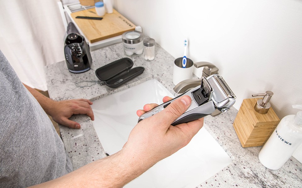 5 Best Electric Razors Feb. 2018 BestReviews