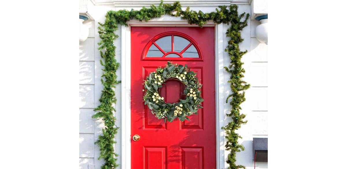 JINGHONG Artificial Green Eucalyptus Wreath with Big Berries