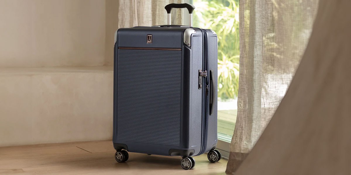 Travelpro Platinum Elite Large Check-in Hardside Spinner Travelpro Platinum Elite Large Check-in Hardside Spinner