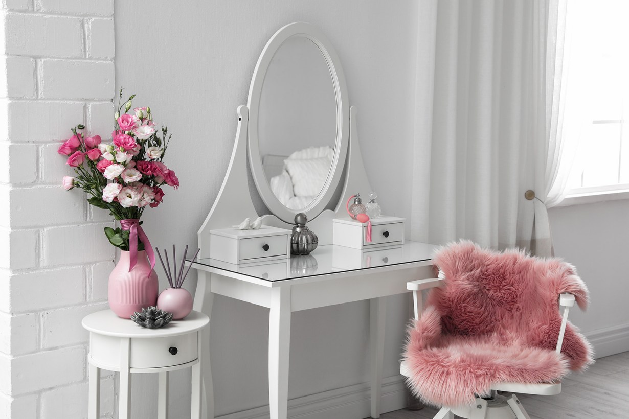 makeup vanity