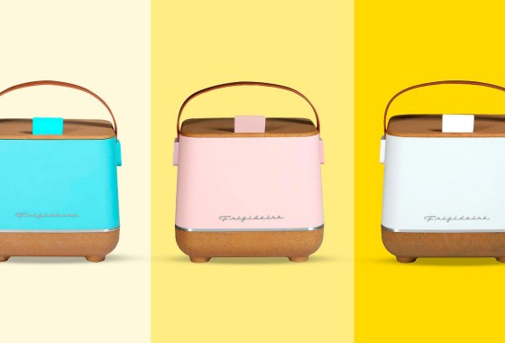 Walmart’s bestselling retro cooler is perfect for spring and summer outings