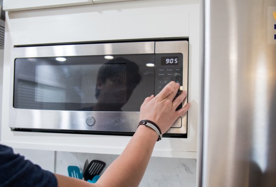 Samsung microwave vs. GE microwave