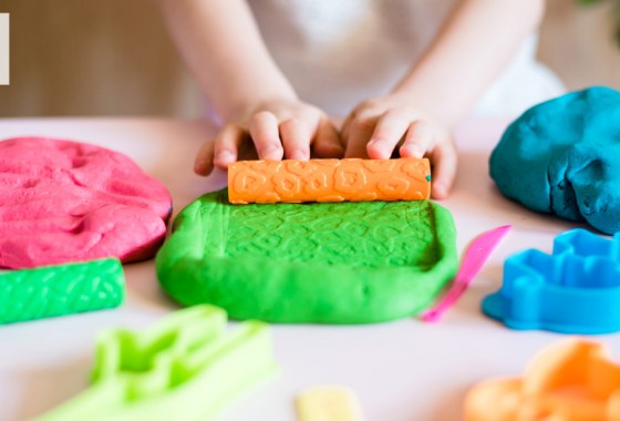 Sculpey clay vs. Play-Doh