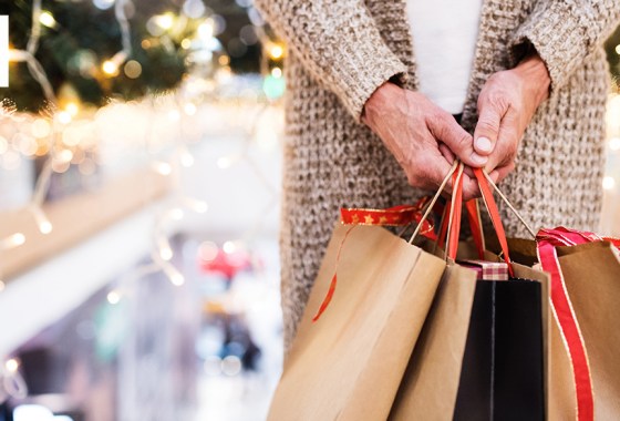 How to save money while holiday shopping