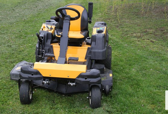 Best zero-turn mower for hills
