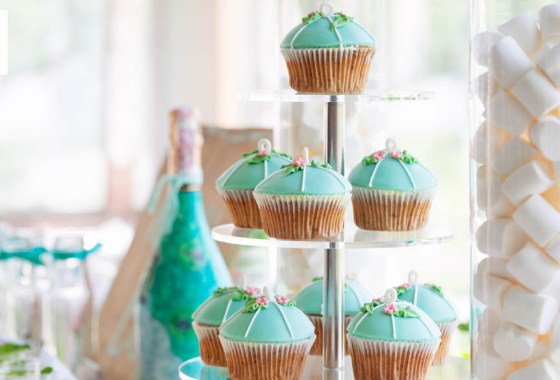 Best three-tier stand