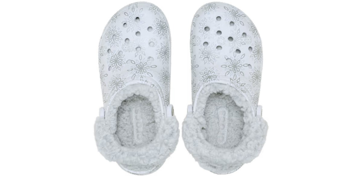 Classic Fleece Lined Metallic Snowflakes Clog