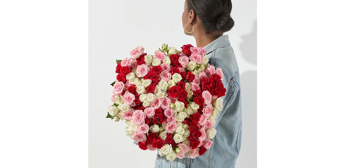 Bouqs 60 Valentines Spray Roses