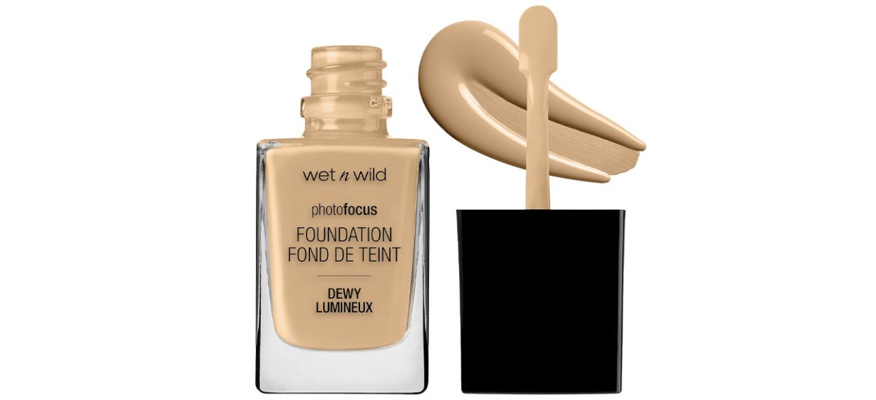 Wet n Wild Photo Focus Dewy Foundation